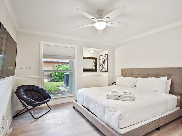 4205 NW 100th Ave, Coral Springs FL 33065