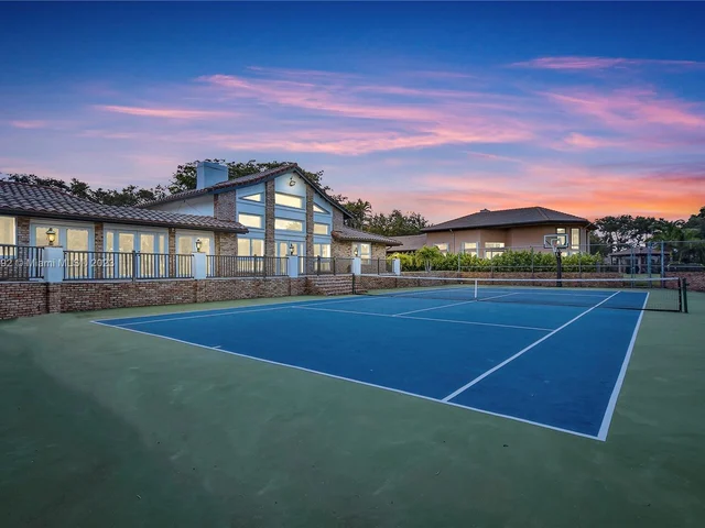 4205 NW 100th Ave, Coral Springs FL 33065