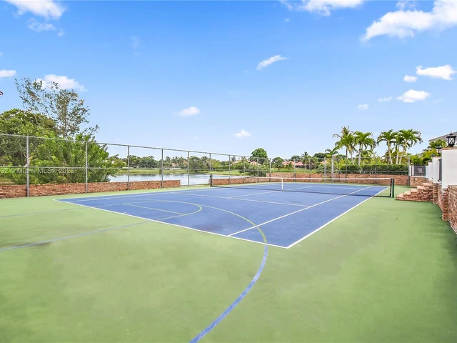 4205 NW 100th Ave, Coral Springs FL 33065