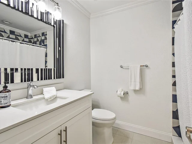 4205 NW 100th Ave, Coral Springs FL 33065