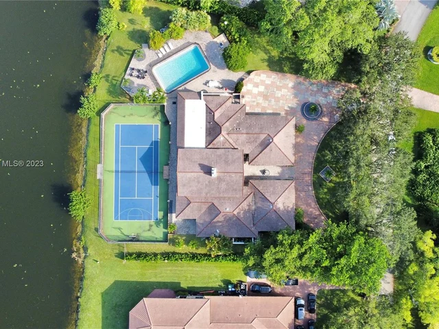 4205 NW 100th Ave, Coral Springs FL 33065