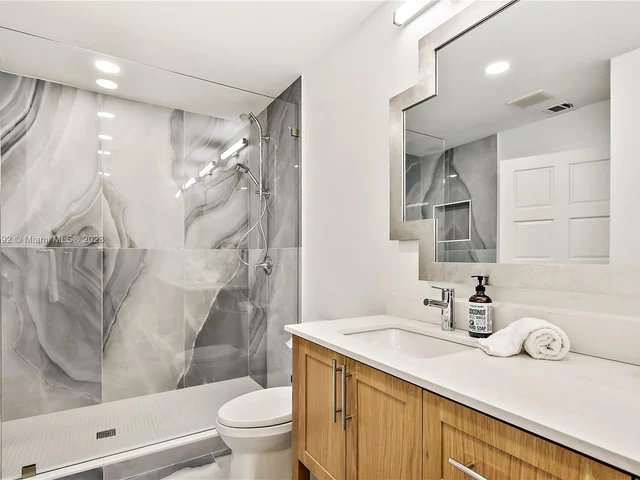 4205 NW 100th Ave, Coral Springs FL 33065