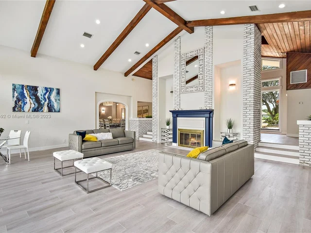 4205 NW 100th Ave, Coral Springs FL 33065