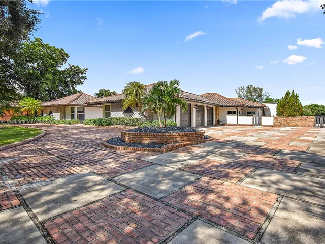 4205 NW 100th Ave, Coral Springs FL 33065