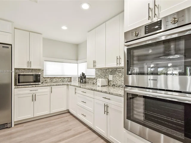 4205 NW 100th Ave, Coral Springs FL 33065