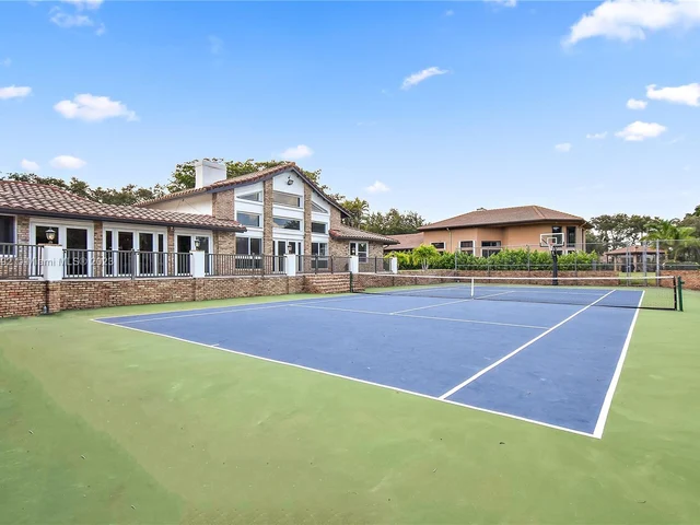 4205 NW 100th Ave, Coral Springs FL 33065