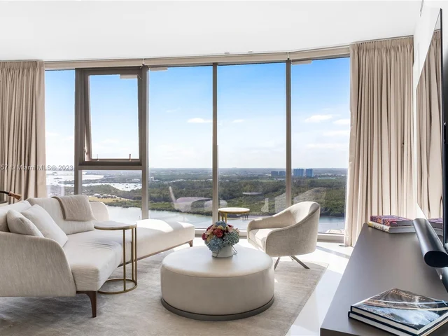 15701 Collins Ave # 3201, Sunny Isles Beach FL 33160