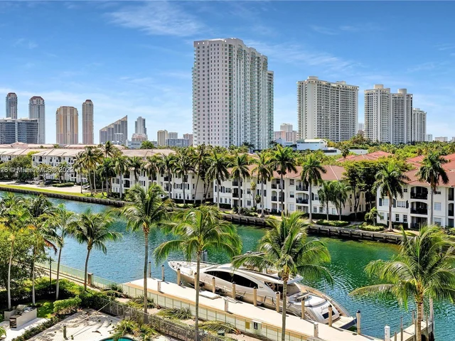 2950 NE 188th St # 440, Aventura FL 33180