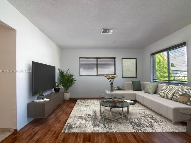 7507 NW 66th Ter, Tamarac FL 33321