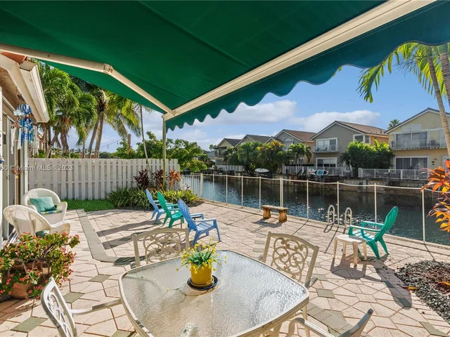 14710 SW 132nd Ct, Miami FL 33186