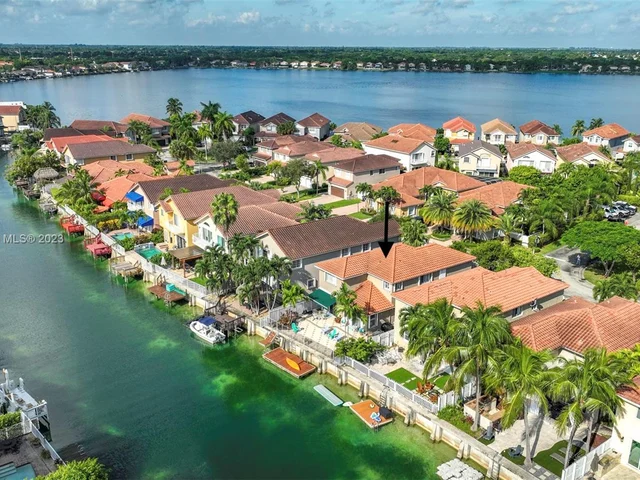 14710 SW 132nd Ct, Miami FL 33186