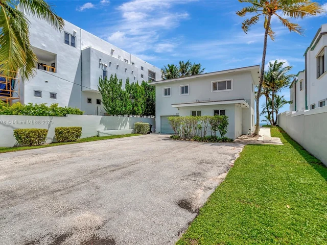 2920 N Atlantic Blvd, Fort Lauderdale FL 33308