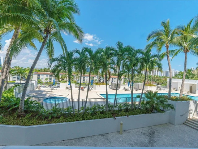 3029 NE 188th St # 419, Aventura FL 33180