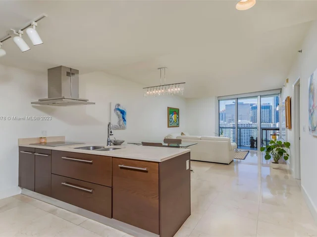 495 Brickell Ave # 1807, Miami FL 33131