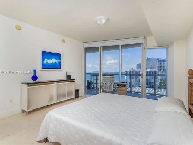 495 Brickell Ave # 1807, Miami FL 33131