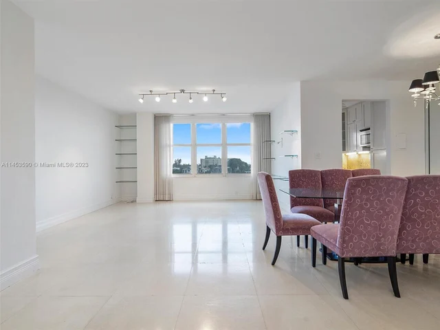 4747 Collins Ave # 401, Miami Beach FL 33140