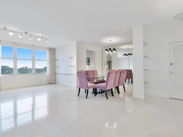 4747 Collins Ave # 401, Miami Beach FL 33140