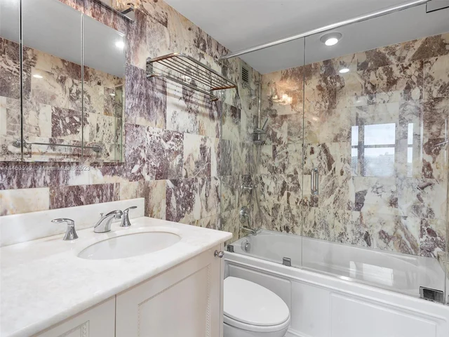 4747 Collins Ave # 401, Miami Beach FL 33140