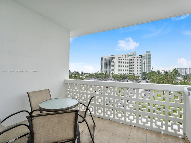 4747 Collins Ave # 401, Miami Beach FL 33140
