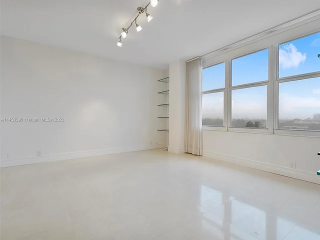 4747 Collins Ave # 401, Miami Beach FL 33140