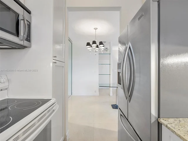 4747 Collins Ave # 401, Miami Beach FL 33140