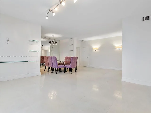 4747 Collins Ave # 401, Miami Beach FL 33140