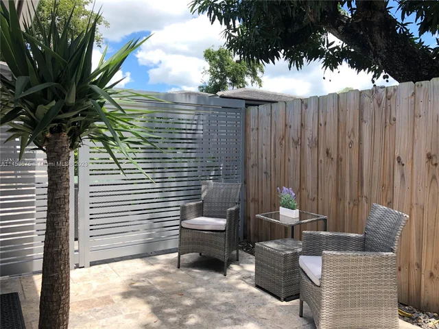 2401 SW 4th Ave, Miami FL 33129