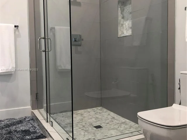 2401 SW 4th Ave, Miami FL 33129