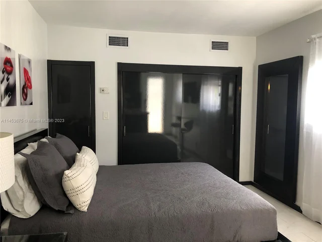 2401 SW 4th Ave, Miami FL 33129