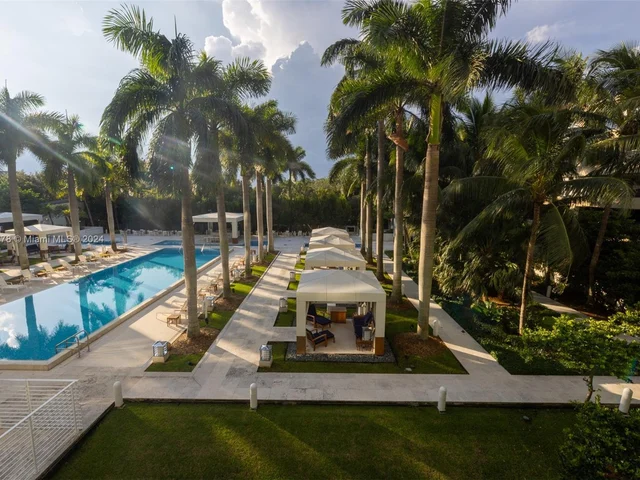 2627 S Bayshore Dr # 607, Miami FL 33133