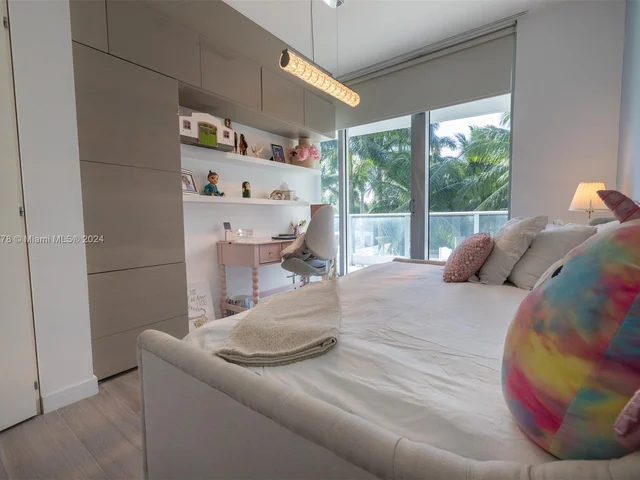 2627 S Bayshore Dr # 607, Miami FL 33133