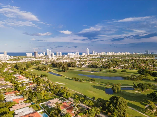 905 Fairway Dr, Miami Beach FL 33141