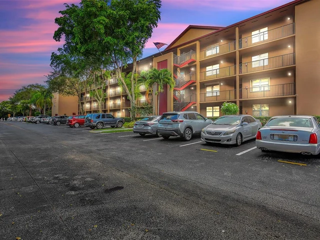 12750 SW 4th Ct # 415J, Pembroke Pines FL 33027