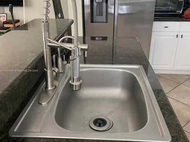 15341 NW 4 ST, Pembroke Pines FL 33028