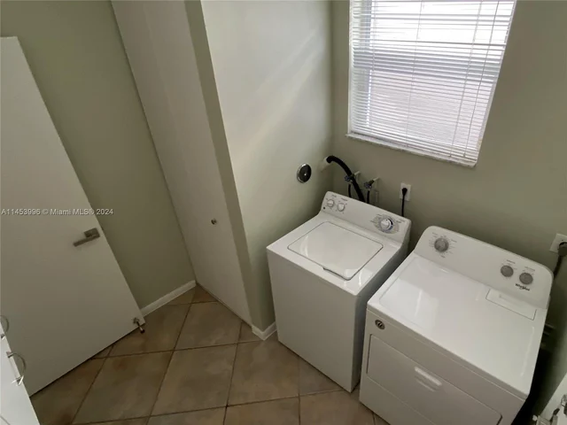 15341 NW 4 ST, Pembroke Pines FL 33028