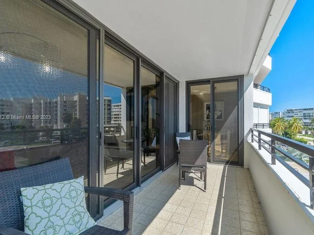 3589 S Ocean Blvd # 403, South Palm Beach FL 33480