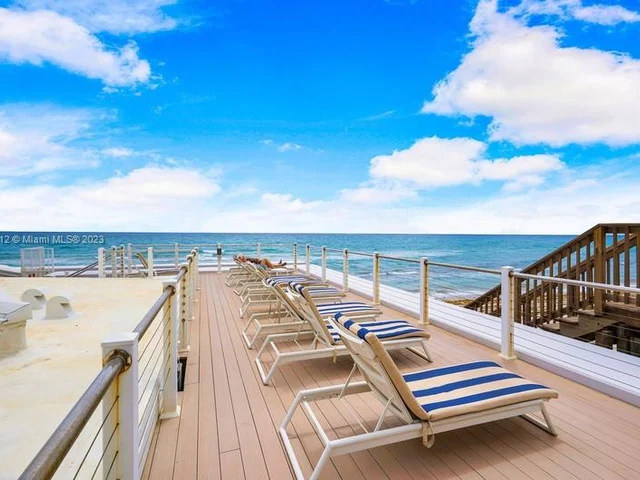 3589 S Ocean Blvd # 403, South Palm Beach FL 33480