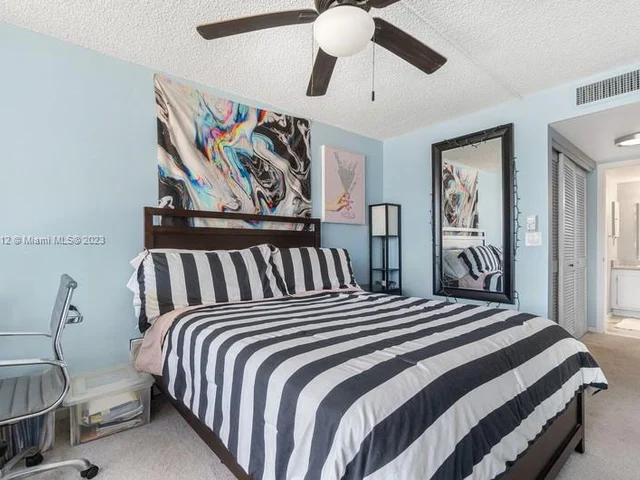 3589 S Ocean Blvd # 403, South Palm Beach FL 33480