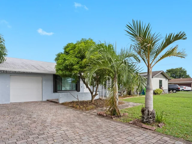 2503 NW 107th Ave, Sunrise FL 33322