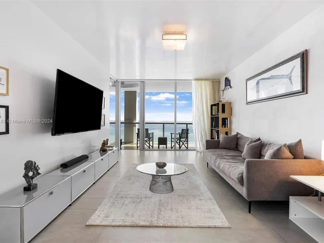 6799 Collins Ave, Miami Beach FL 33141