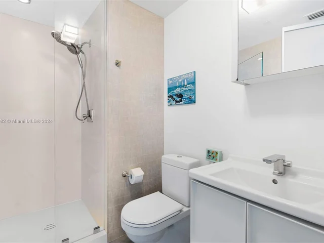 6799 Collins Ave, Miami Beach FL 33141