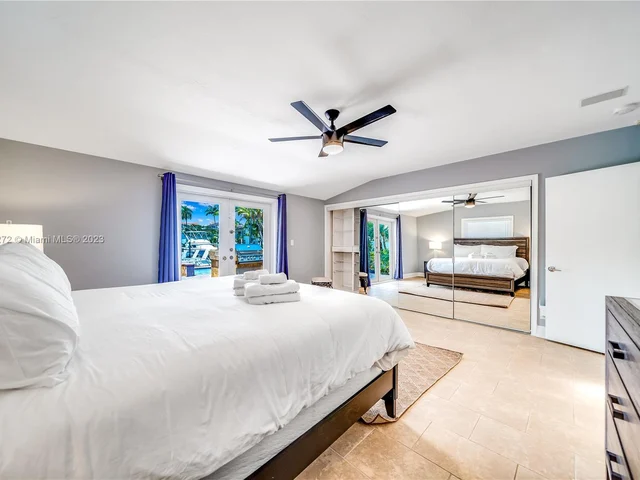 73 Fiesta Way, Fort Lauderdale FL 33301