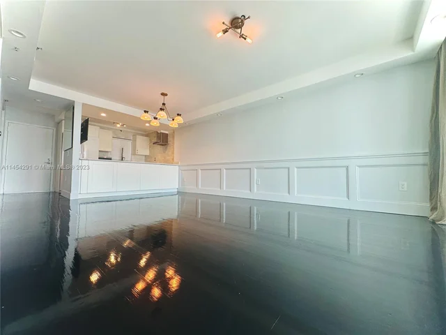 1700 NW N River Dr # 805, Miami FL 33125