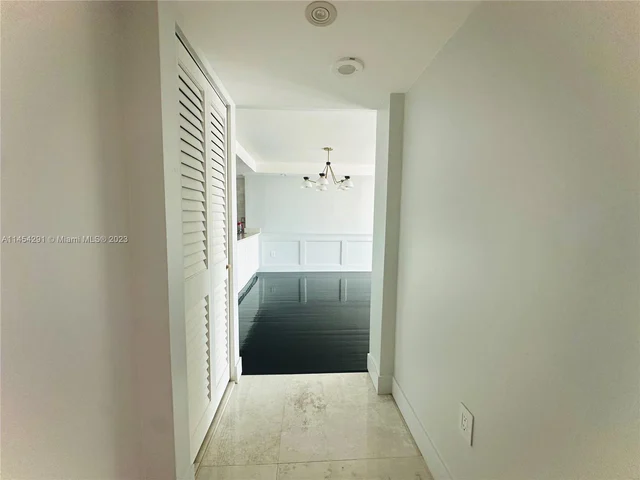 1700 NW N River Dr # 805, Miami FL 33125
