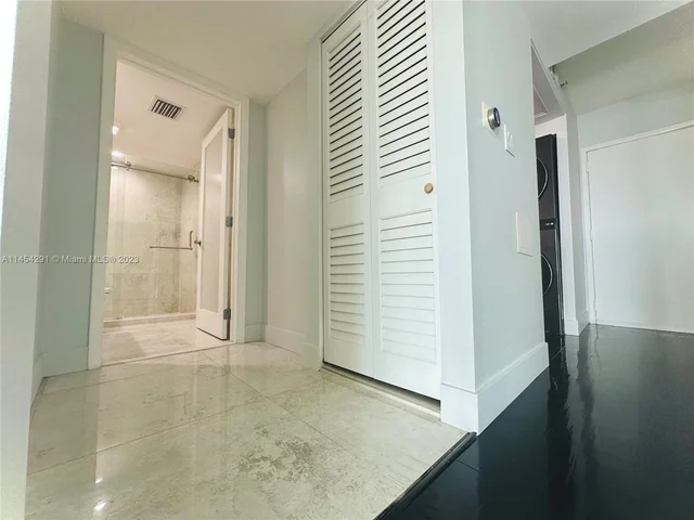 1700 NW N River Dr # 805, Miami FL 33125