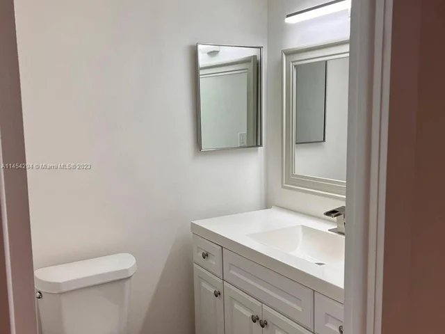 3800 S Ocean Dr # 1808, Hollywood FL 33019