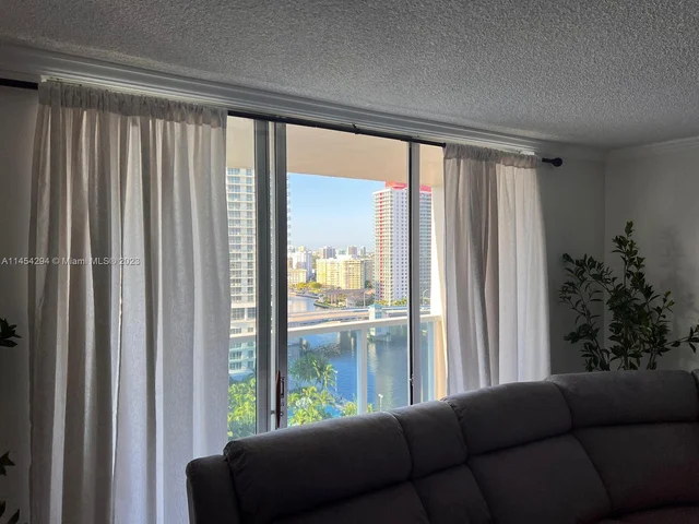 3800 S Ocean Dr # 1808, Hollywood FL 33019