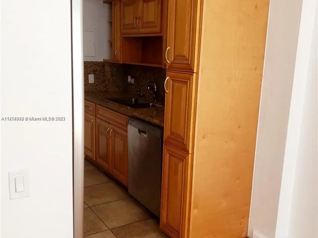 1250 West Ave # 9G, Miami Beach FL 33139