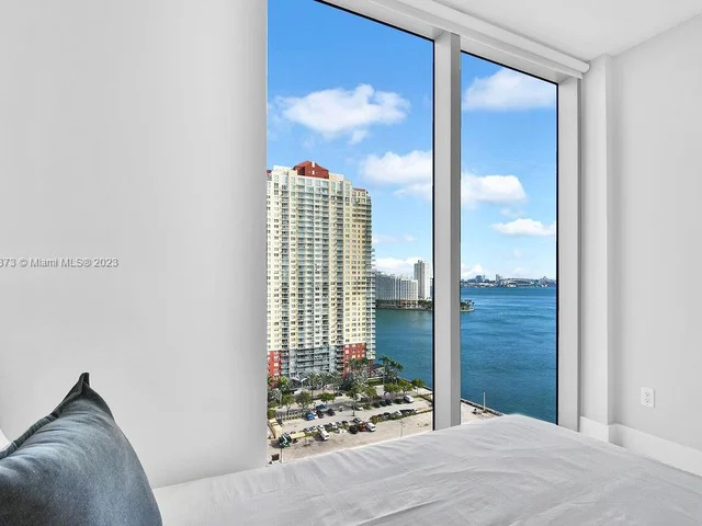 1300 Brickell Bay Dr # 1910, Miami FL 33131