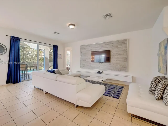 4511 Monado Dr, Kissimmee FL 34746